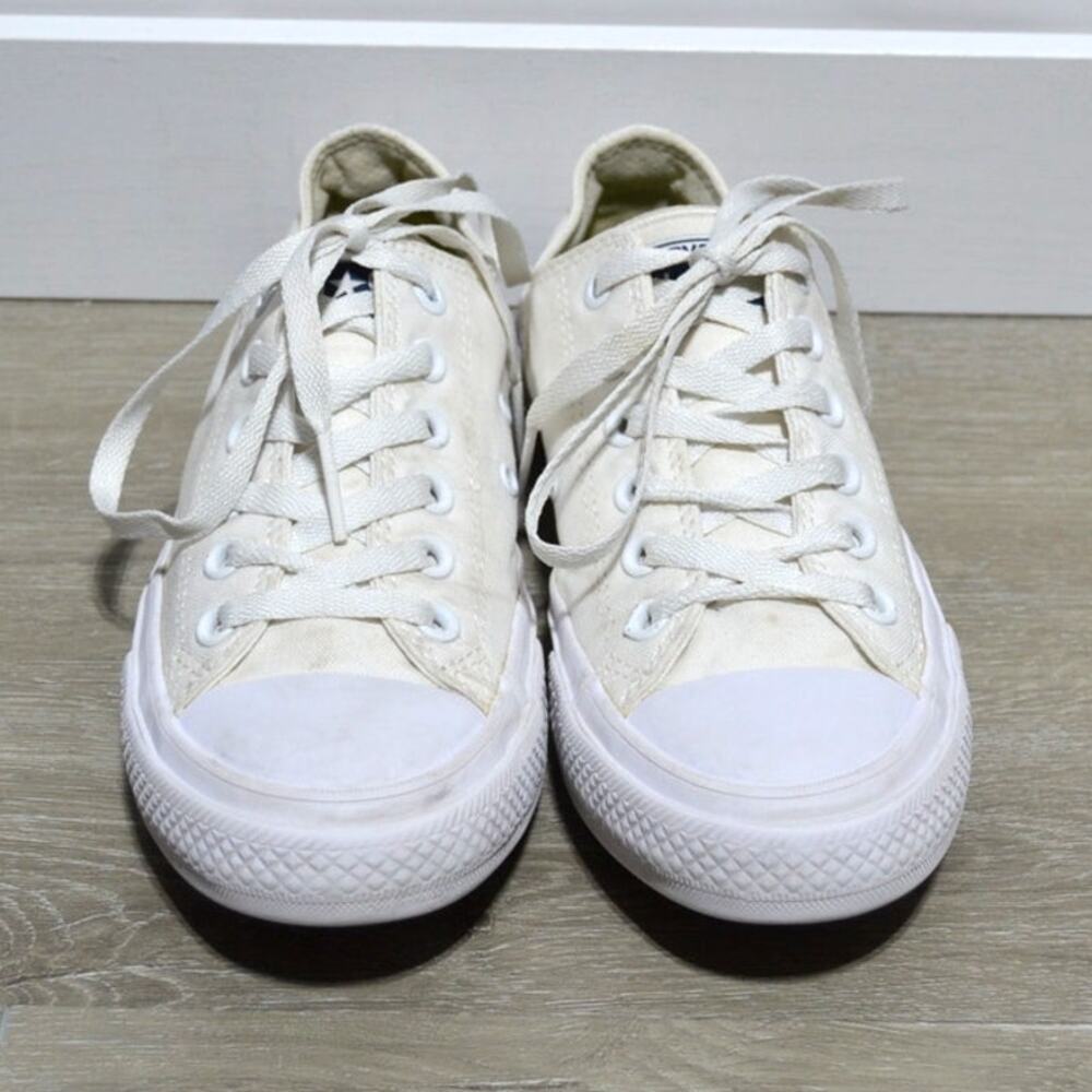 Converse All Star Chuck Taylor Unisex White Sneakers Men's 6.5 Woman's 8.5 - Picture 2 of 9